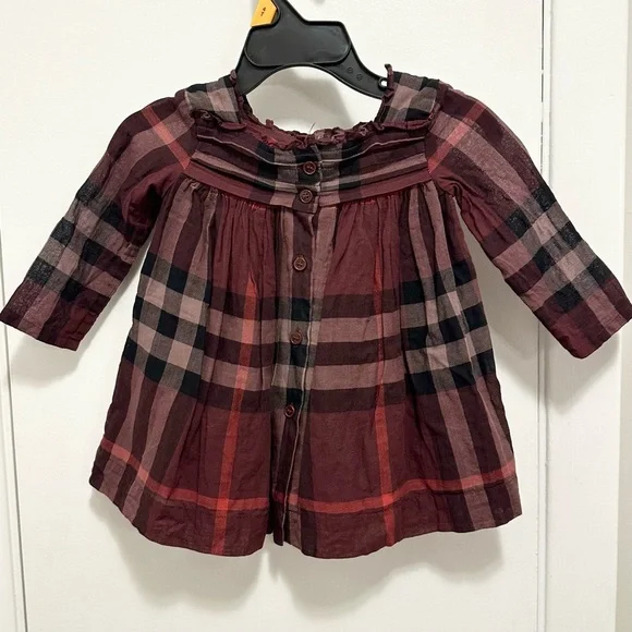 Burberry Children Baby Girl Dress Burgundy Plaid Cotton 6 Mo Infant Classic Prep Burberry Children Baby Girl Dress Burgundy Plaid Cotton 6 Mo Infant Classic Prep